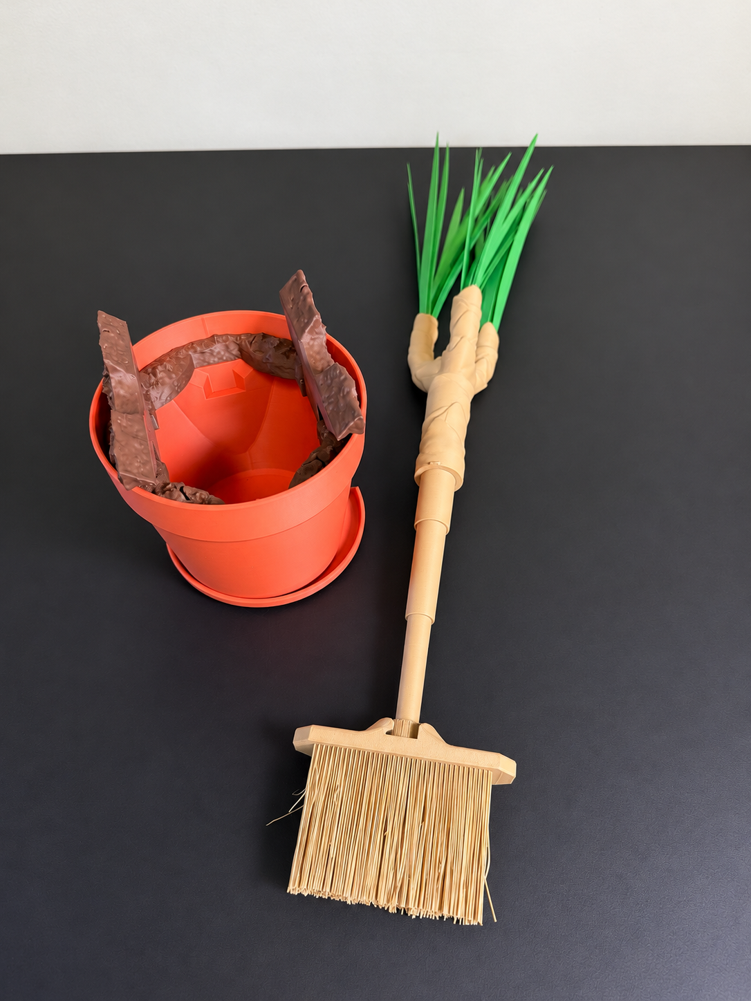 Dragon tree with broom removed, showing the concealed cleaning set