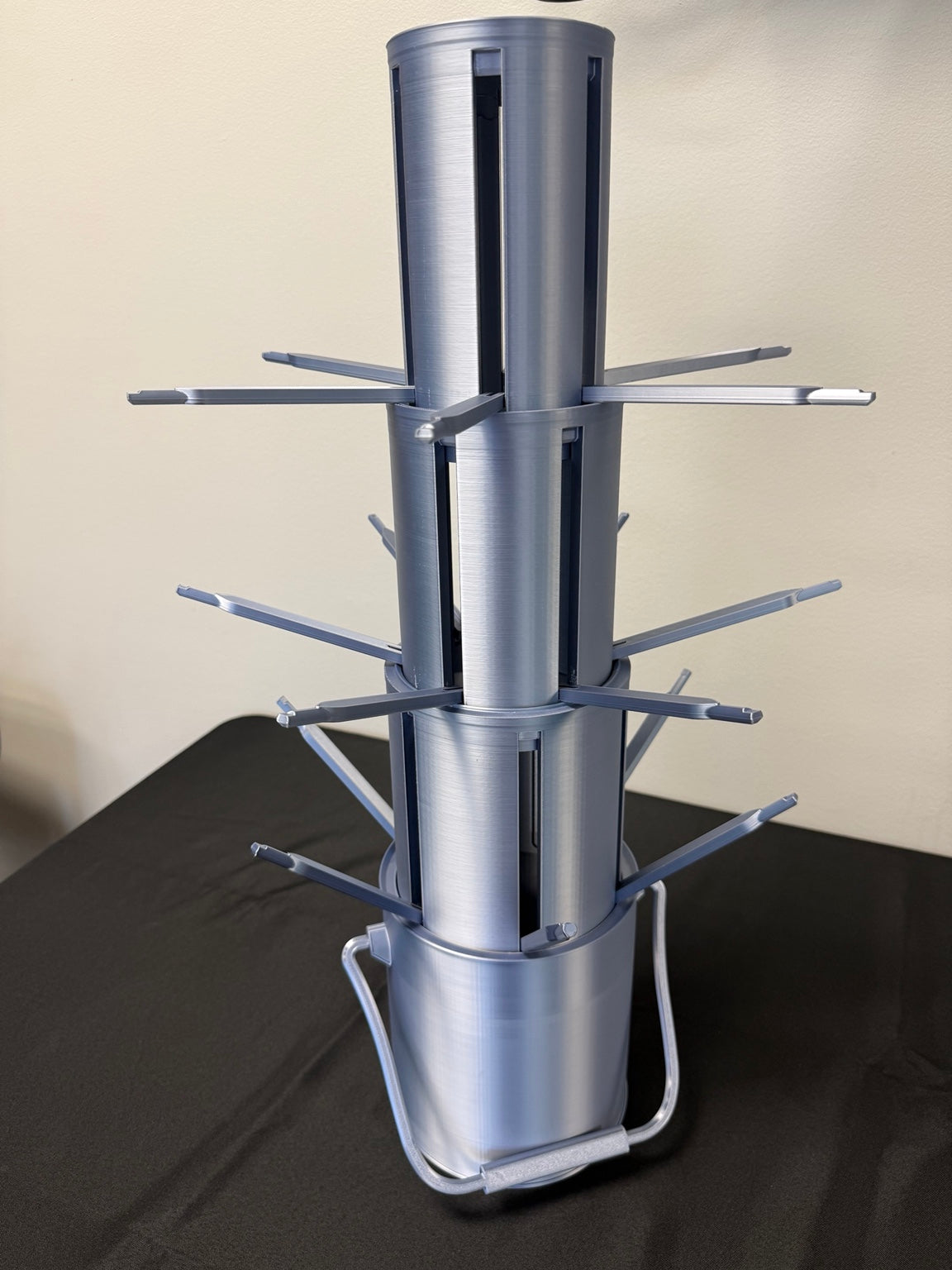 Paint can drying rack extended without tools